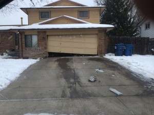 Broken Garage Door Littleton CO